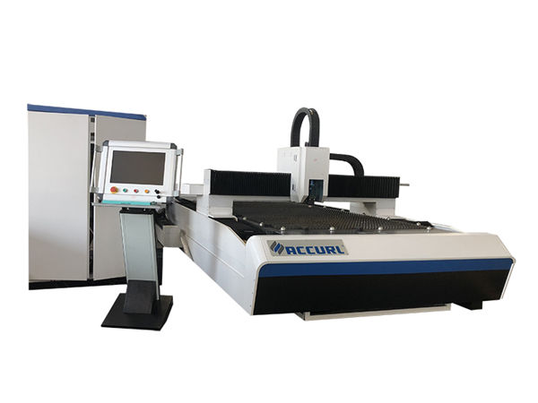Faserlaser-Rohrschneidemaschine der hohen Präzision 1500mm * 3000mm Ausschnittbereich